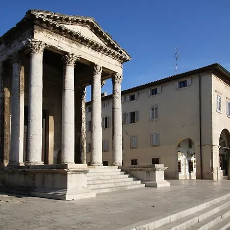 Ben Διαμέρισμα *